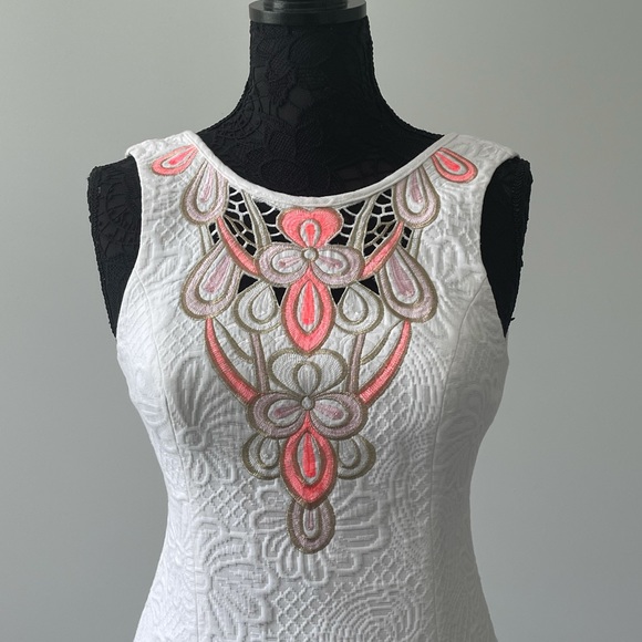 Lilly Pulitzer Logan Shift Dress in Resort White - Picture 3 of 6